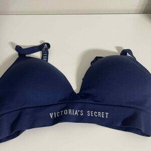 VICTORIA's SECRET BLUE WIRELESS BRALETTE SIZE‎ MEDIUM (34C)